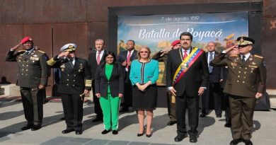 Presidente Maduro conmemora Bicentenario de la Batalla de Boyacá en el Panteón Nacional (Foto Prensa Presidencial)