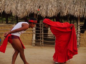 El Baile de la Yonna tiene varios pasos que simulan el ritmo de la naturaleza