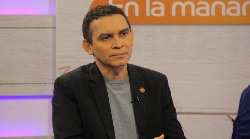 Reinaldo Bolívar: EE.UU. Utiliza conflictos internos de países para imponer agenda colonial