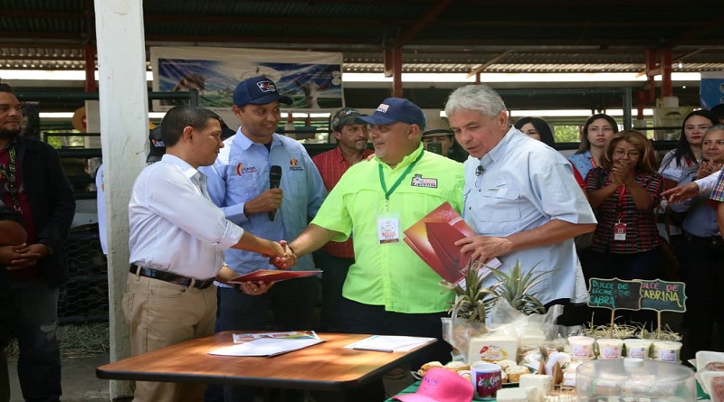 Más de Bs.3.500 millones en créditos otorgó Banco de Venezuela en II Expo Ovina y Caprina Barquisimeto 2019 (Foto BDV)