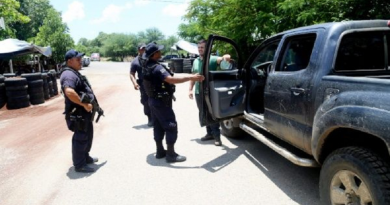 Enfrentamiento entre grupos armados en México deja 9 muertos
