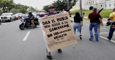 Rosselló anuncia que Pedro Pierluisi asumirá como gobernador de Puerto Rico y vuelen las protestas (Foto agencias)