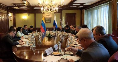 Venezuela y Rusia revisan agenda de cooperación bilateral