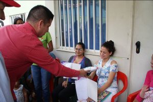 Jornada del Plan Nacional Atención Integral a las Víctimas de la Guerra Económica en la Base de Misiones Sueños y Pensamientos de Chávez