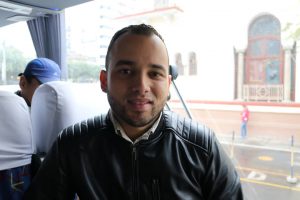 Así se preparan los 90 connacionales que regresarán hoy desde Perú