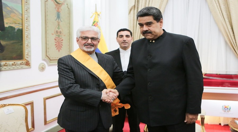 Venezuela condecora a Embajador de Irán Mostafá Alaeí (Foto Prensa Presidencial)