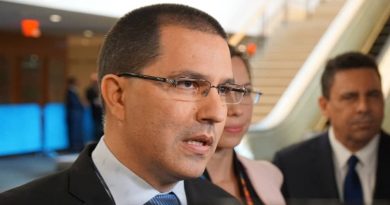 Canciller Arreaza: Gobierno guerrerista de EE.UU. tendrá que rendir cuentas a la humanidad