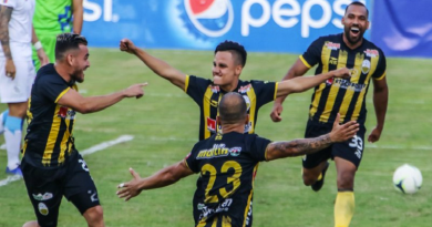Dvo. Táchira mantiene liderato del Clausura con goleada al Lala