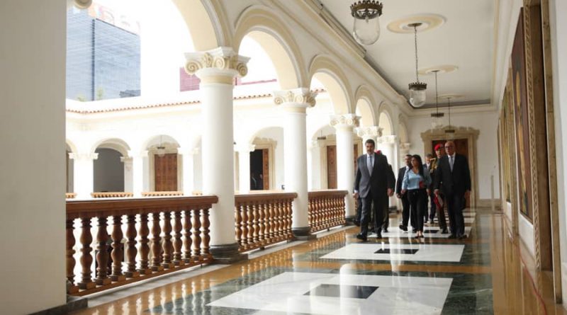 Es necesario unirnos contra amenazas militares y sanciones Maduro sobre el Diálogo