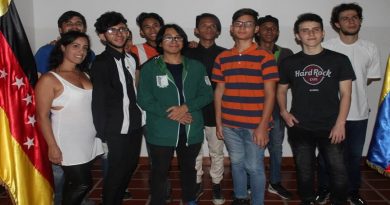 Realizan 1er torneo de vídeo juegos electrónicos en  Miranda