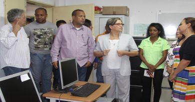 Inspeccionan trabajos de recuperación de escuelas estadales en Miranda