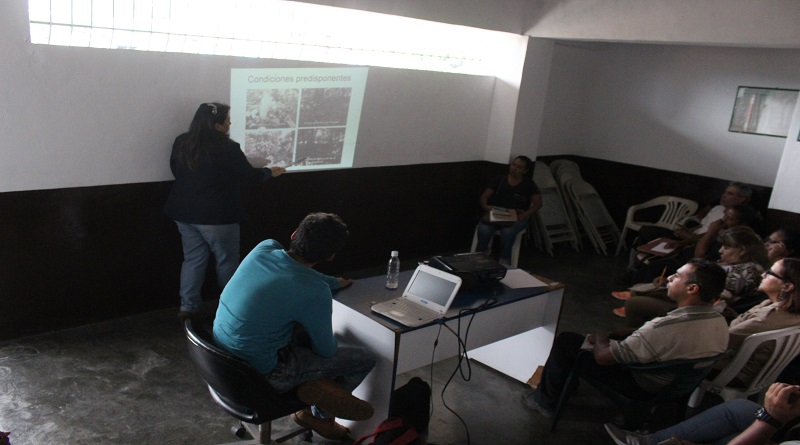 Productores de Carrizal reciben taller de enfermedades y plagas en cultivo de cacao