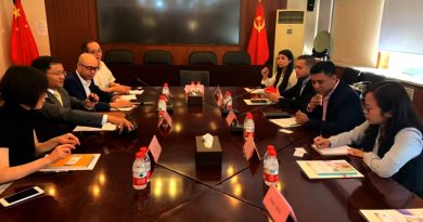 Venezuela impulsa alianza textil y deportiva con China