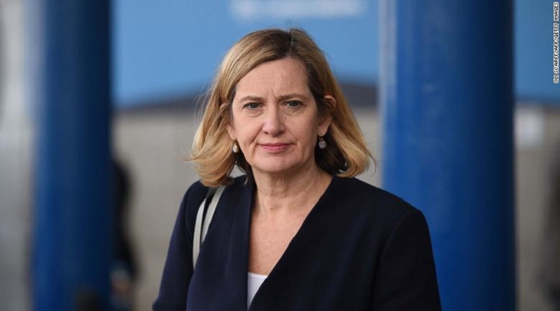 Dimite ministra británica de Trabajo por exclusión de 21 diputados