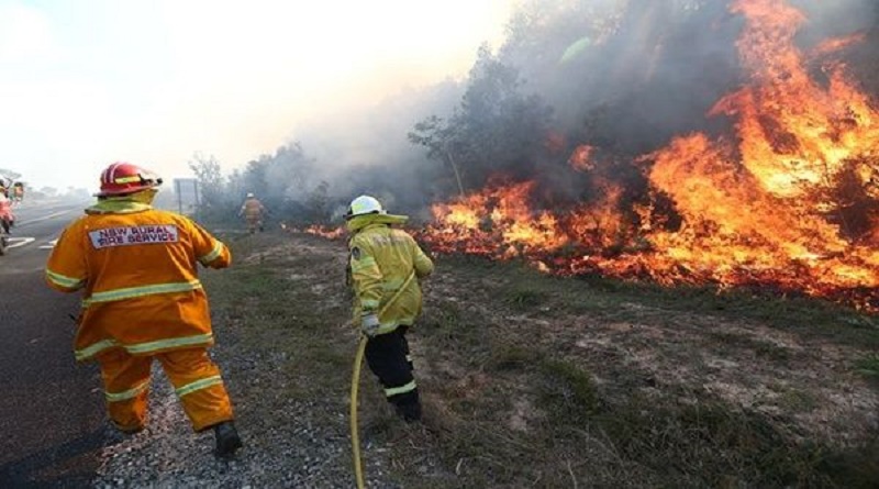 Al menos 400 personas fueron evacuadas por incendios en Australia