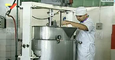 Más de 20 mil litros diarios de leche produce la Dulcería Lisboa en Mérida