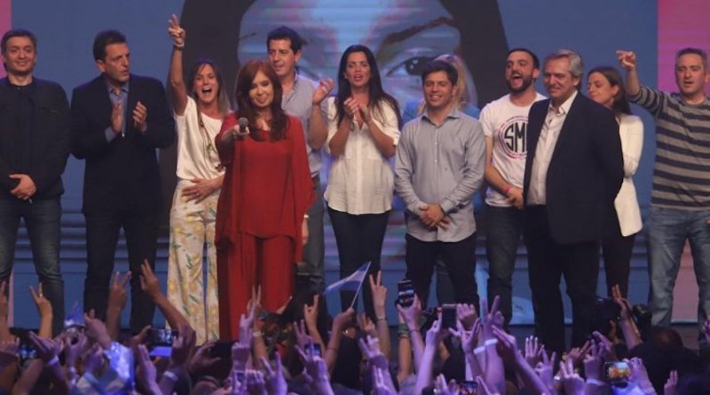 Cristina Fernández pide "responsabilidad" a Macri hasta último día de su mandato