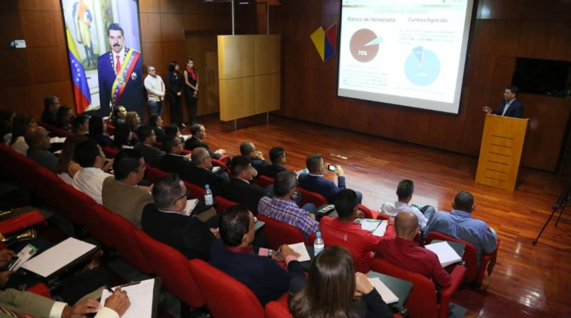 Banco de Venezuela dicta taller para a productores de rumiantes