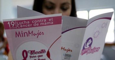Jefe de Estado conmemora Día Internacional de la Lucha contra el Cáncer de Mama