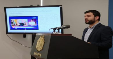 Ministro de Comunicación de Bolivia sostuvo que postura de oposición es no reconocer auditoria