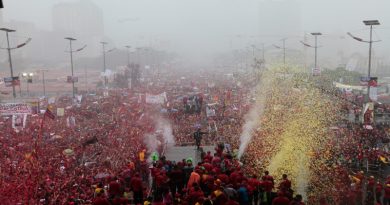 Hace 7 años el comandante Chávez iluminó los corazones de aquella avalancha de amor en las calles de Caracas