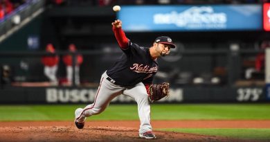 Venezolano Aníbal Sánchez enjauló a Cardenales en primero de Serie de Campeonato