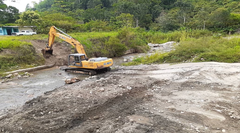 Motor Construcción avanza con más de 500 obras en el país