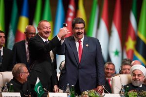 Venezuela entrega Presidencia pro tempore de MNOAL  a la República de Azerbaiyán