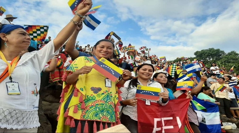 Pueblos originarios venezolanos fueron invitados a exponer en otros países los logros obtenidos en Revolución