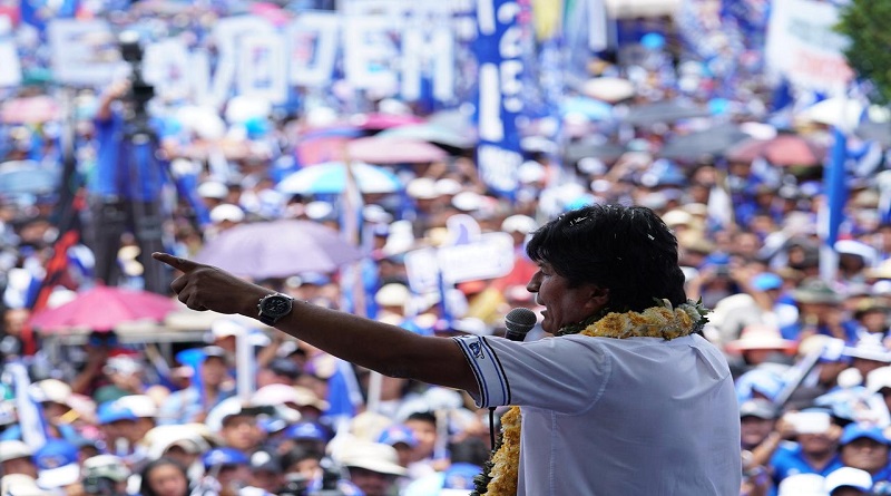 Presidente Evo Morales mantiene ventaja para su reelección en Bolivia