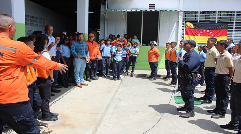 Desarrollan brigada de prevención de seguridad en liceo “Manuelita Sáenz” de Guatire
