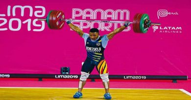 Pesista venezolano Julio Mayora es tercero en ranking mundial
