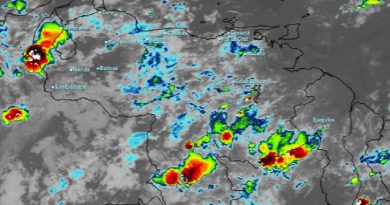 Desplazamiento de Onda Tropical N° 53 generará precipitaciones de intensidad variable