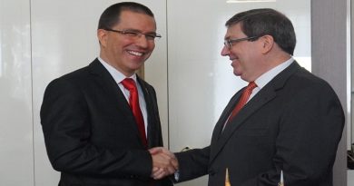 Venezuela y Cuba evalúan estrategias para contrarestar agresiones imperiales
