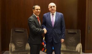 En el contexto de la Reunión Ministerial del MNOAL, el canciller Jorge Arreaza sostuvo una reunión con su homólogo de Azerbaiyán, Elmar Mammadyarov
