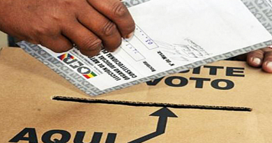 Bolivianos residentes en Japón acudieron a votar en inicio de la fiesta democrática