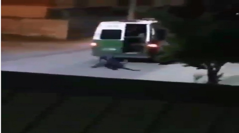 Policía de Chile arrojaron a una persona de una camioneta que iba a alta velocidad