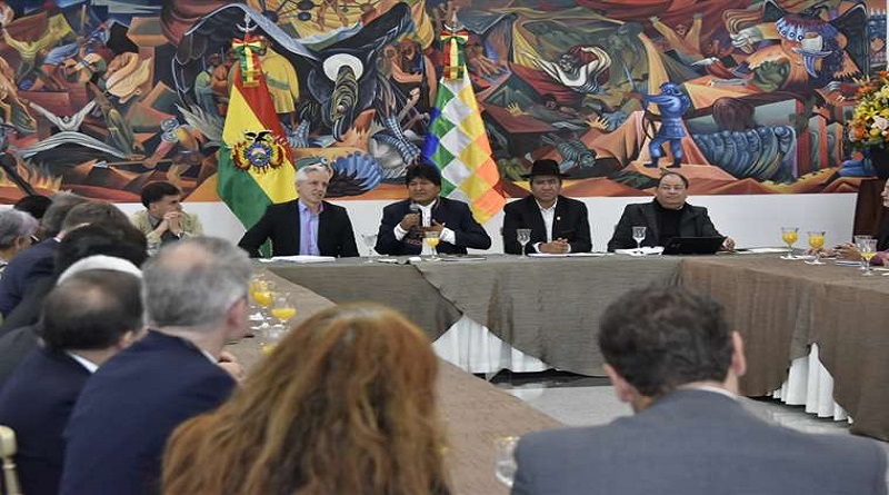 Presidente Evo Morales sostiene encuentro con observadores internacionales