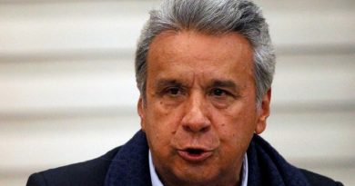 Lenin Moreno destituye al Jefe de Comando Conjunto de las Fuerza Armadas de Ecuador