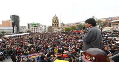 Marcos Teruggi: En Bolivia hay un cerco informativo como de la línea del golpe de Estado