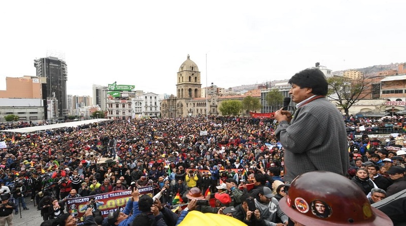 Marcos Teruggi: En Bolivia hay un cerco informativo como de la línea del golpe de Estado