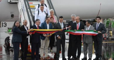 Canciller venezolano destaca ampliación de vínculos con México tras inauguración de nuevas rutas aéreas