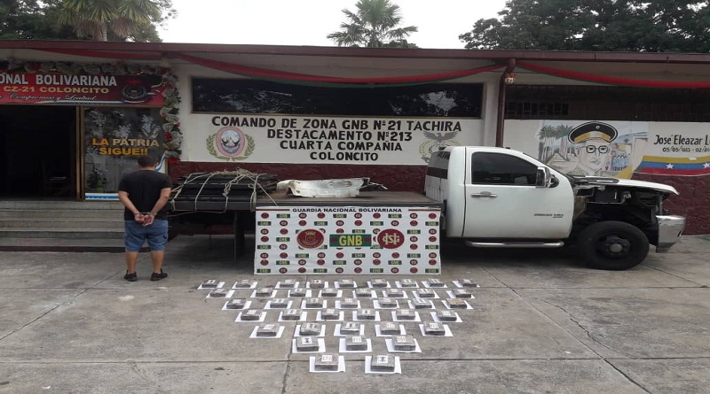 GNB incauta 40 envoltorios de cocaína en su lucha frontal contra el narcotráfico