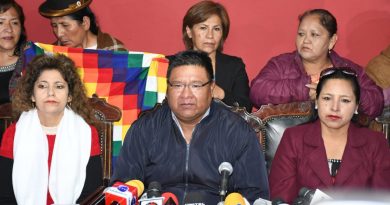 Diputados bolivianos exigen a policía poner fin a amedrentamientos