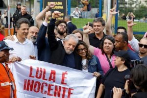 @HectoRodriguez: La verdad y la justicia siempre se imponen. América Latina lucha ¡Viva Lula libre!