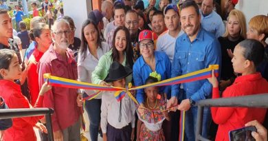 En Anzoátegui inauguran Escuela Comunal de Formación