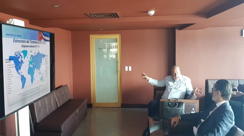 Venezuela y Cuba intercambian experiencias sobre turismo receptivo