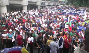 Marcha Internacional de Estudiantes por la Paz y en solidaridad con los pueblos originarios