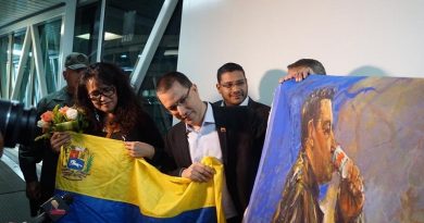 Llega a suelo patrio el personal diplomático que se encontraba en Bolivia