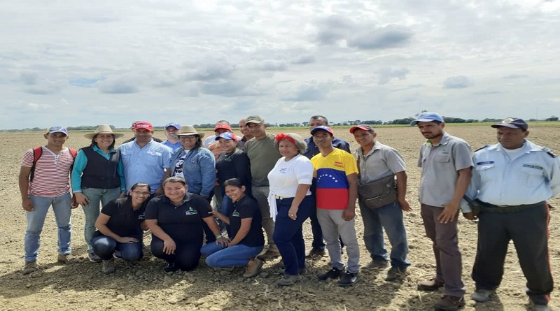 Embajadora de Venezuela en Vietnam visitó UPSA en el estado Cojedes